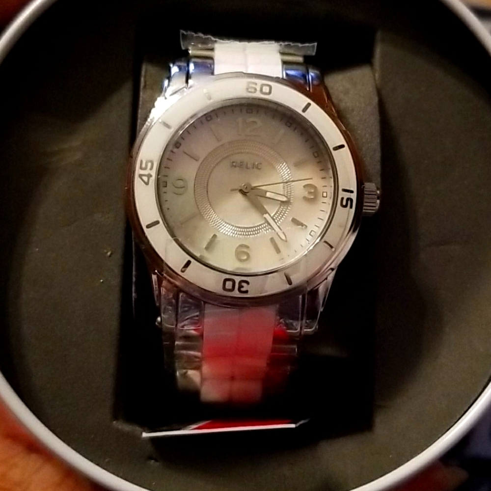 Relic mother of pearl face watch new